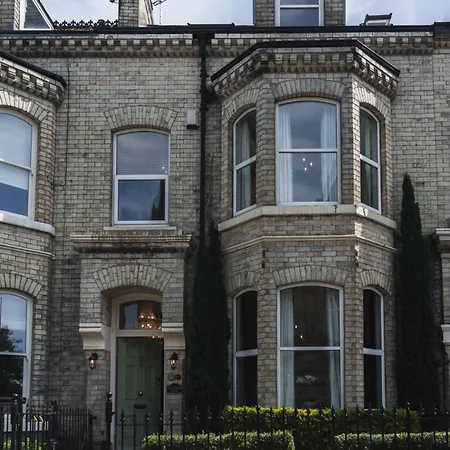 Alexander House